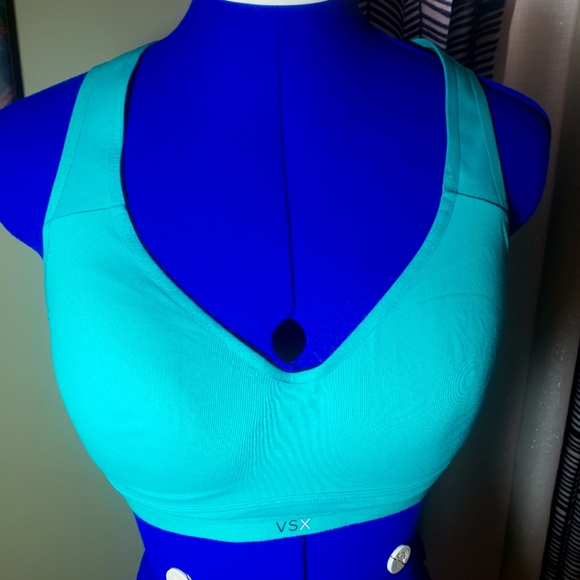 Victory Secret sports bra 36 B - Picture 1 of 6